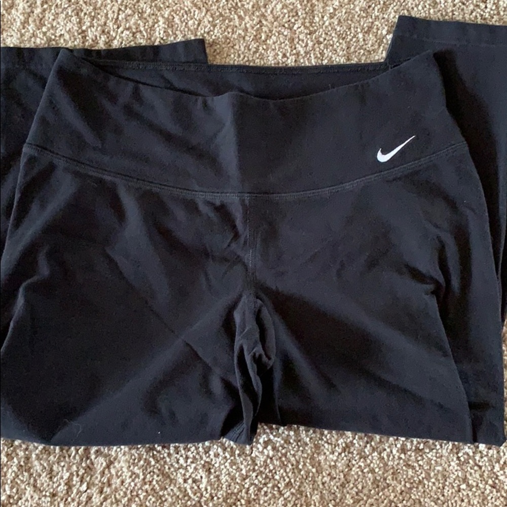 Nike capri pants